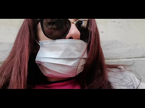 ❤️ Nicoletta se răzbună pe vecinul ei și face pipi în garajul lui (Special Covid19 Carantină italiană) ❤️ at ro.verhentai.ru ☑