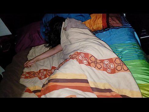 ❤️ Fiul vitreg care își ceartă tânăra mamă vitregă în timp ce ea doarme. ❤️ at ro.verhentai.ru ☑