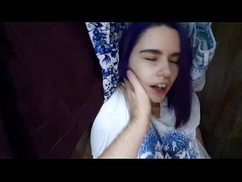 ❤️ Am găsit-o pe sora mea în dulap și am ajutat-o să ejaculeze ❤️ at ro.verhentai.ru ☑